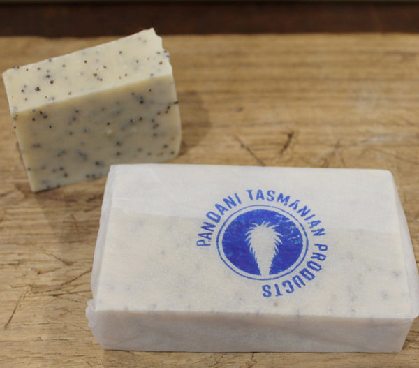 Tasmanian Poppy Seed Soap - Pandani Tasmanian Products - Coco Blue