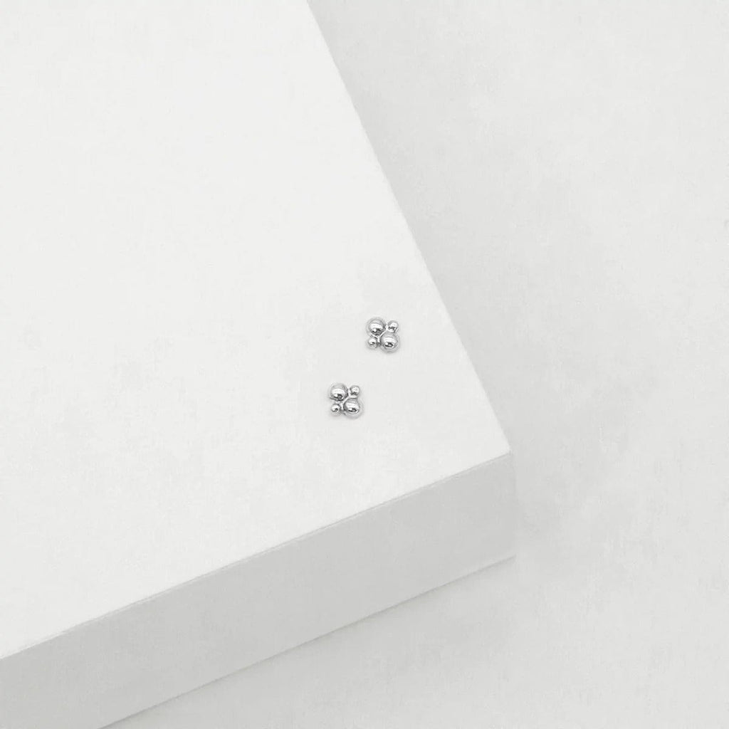 Cluster Stud Earrings | Silver - Linda Tahija - Coco Blue