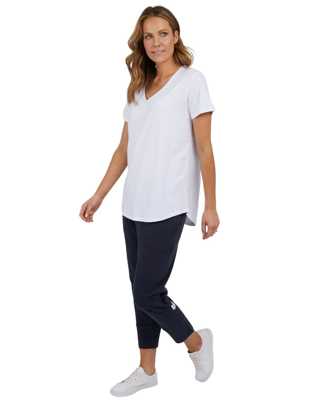 Fortune Vee Tee | White - Elm - Coco Blue