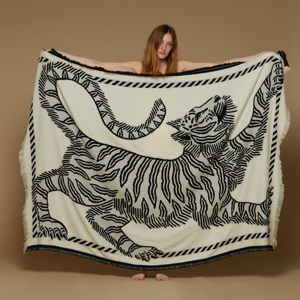 Mantra Woollen Throw | White - Inoui Editions - Coco Blue