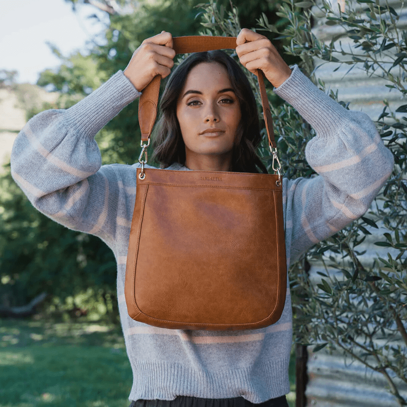 Mayfield Tote | Tan Pebble - Elms & King - Coco Blue