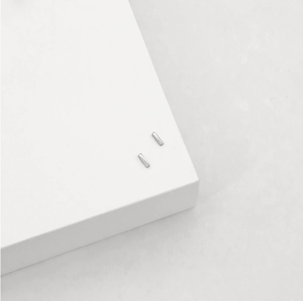 Mini Bar Stud Earrings | Silver - Linda Tahija - Coco Blue