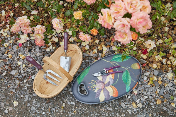 Passiflora Kneeler - Burgon & Ball - Coco Blue